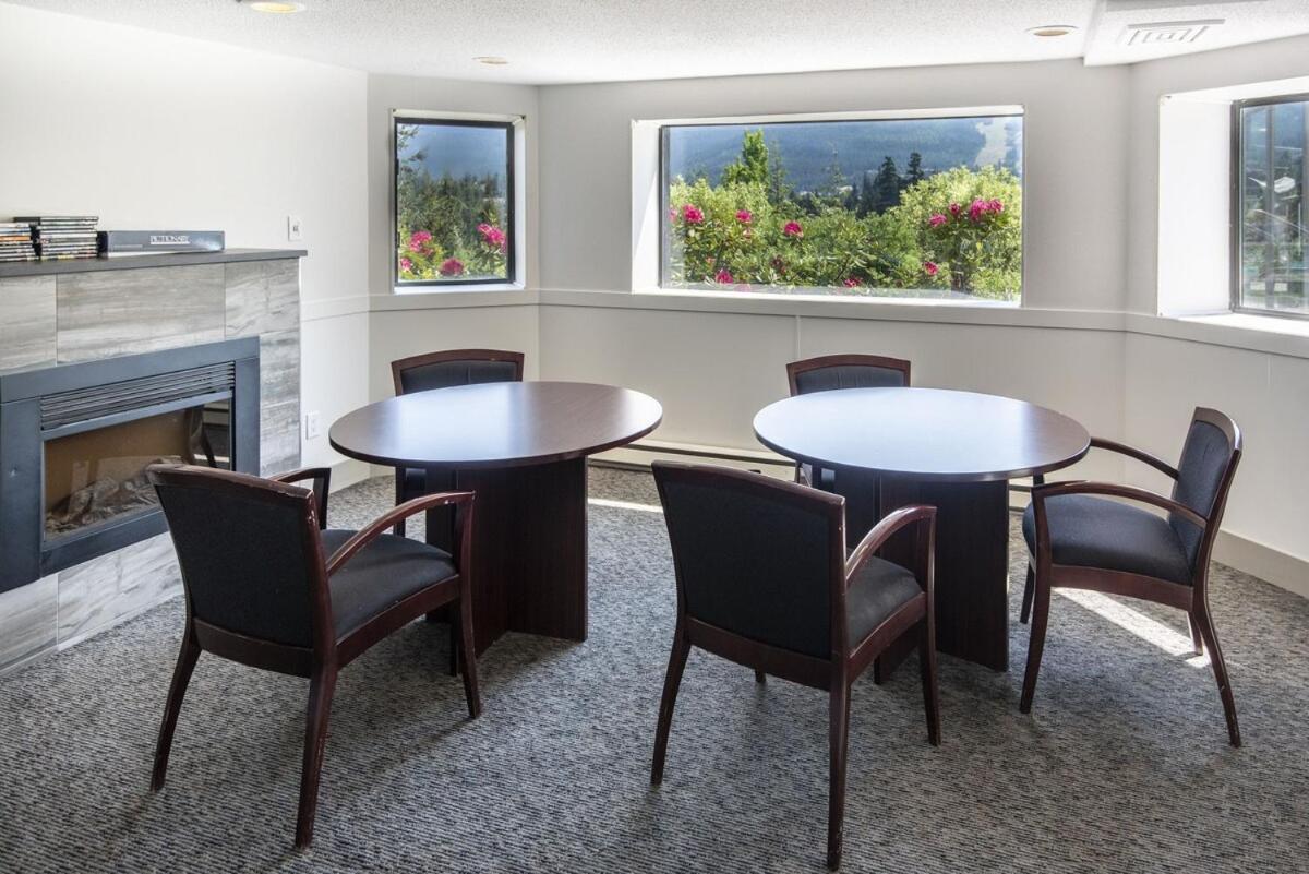 Ironwoods On Blueberry Hill By Whistler Blackcomb Vacation Rentals Esterno foto